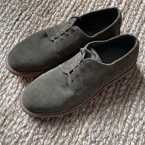 Zara mens suede oxfords.  Worn less than 5 times!  Olive green.  Eu size 45